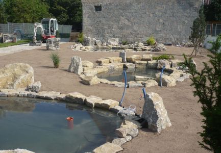 Gartengewässer im Rohbau